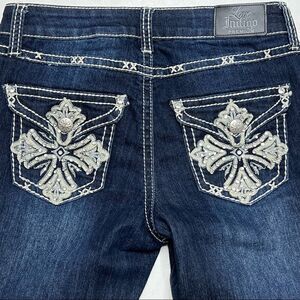 Love Indigo | Blingy Denim Capri’s